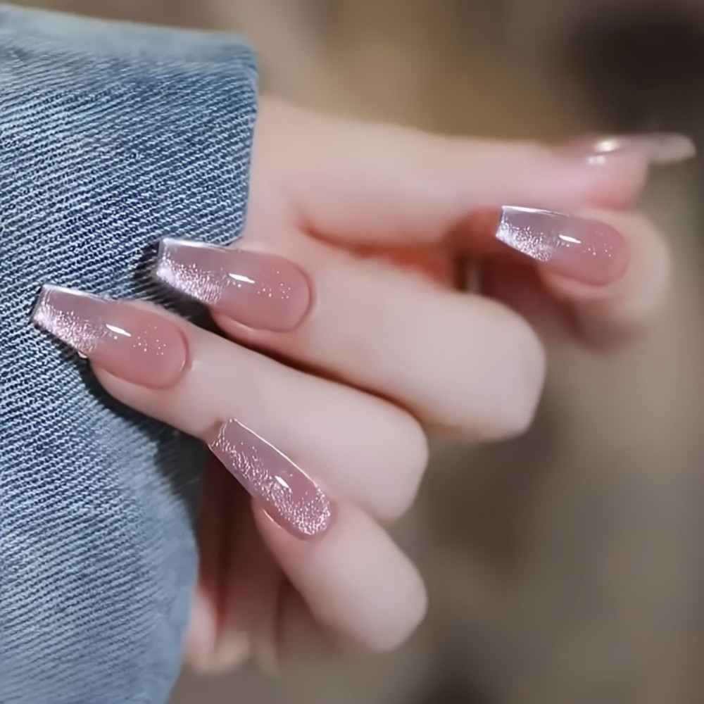 24枚入り キラキラピンクグリッター キャットアイデザイン  - Nail Art Design のレビューと価格