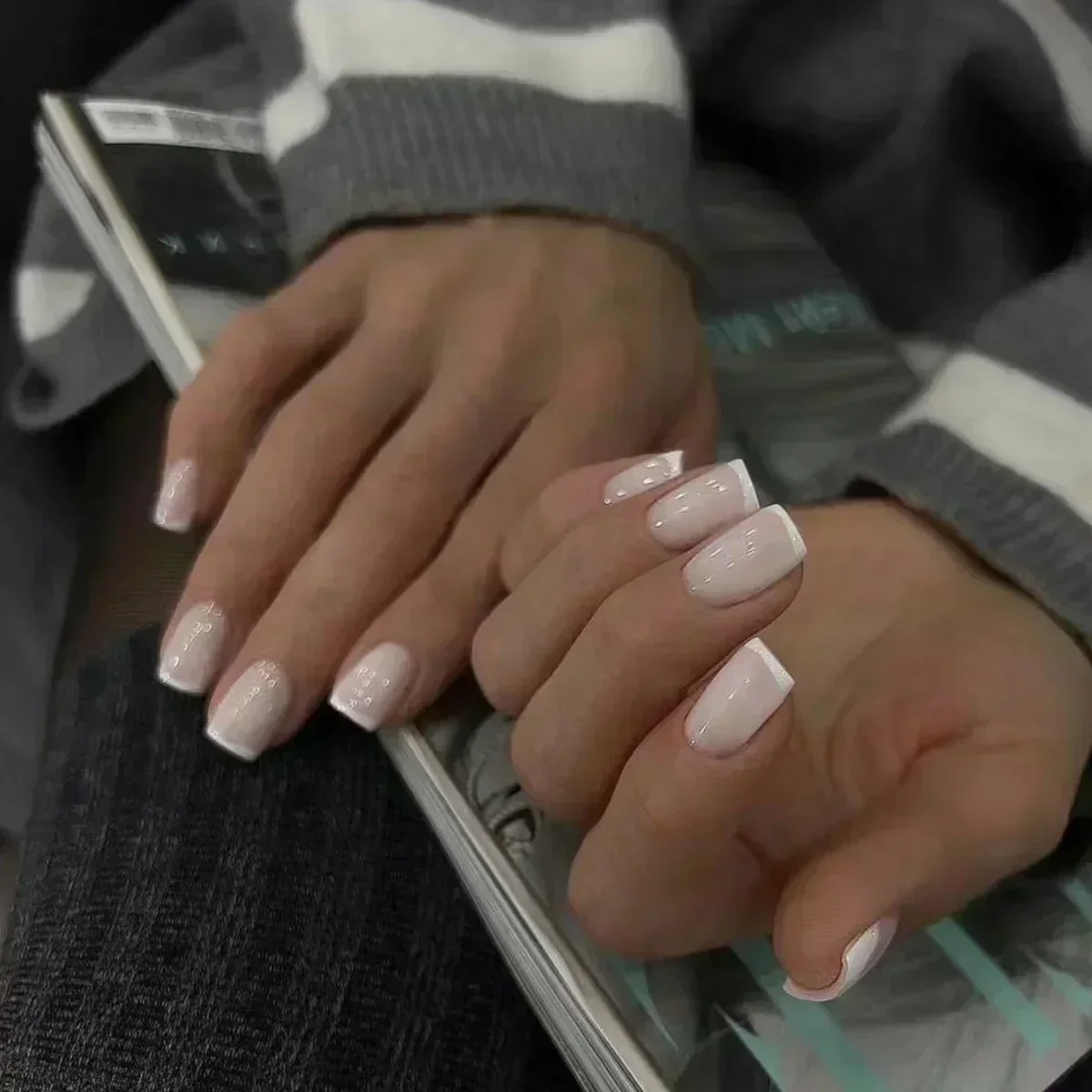 24枚入り シンプルバレエグリッター 取り外し可能ネイル ピ - Nail Art Design のレビューと価格